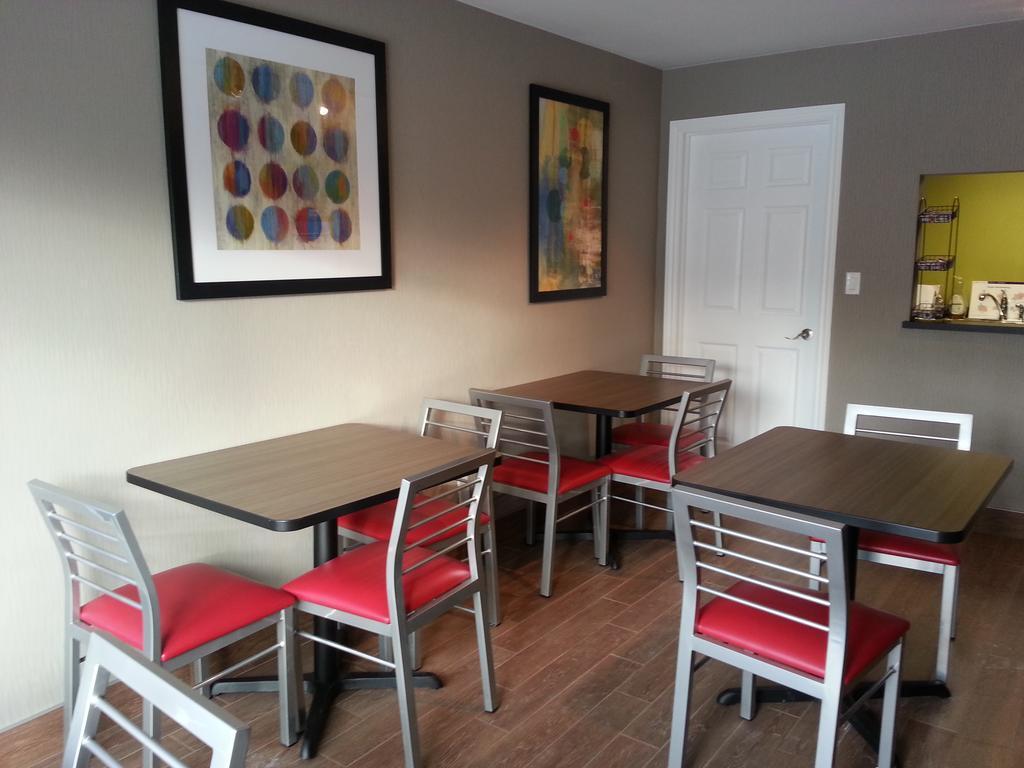 Comfort Inn Simcoe Esterno foto